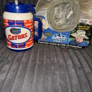 Vintage Gators Insulated Big Mouth Jug and BNIP Arctic Cooling Hat